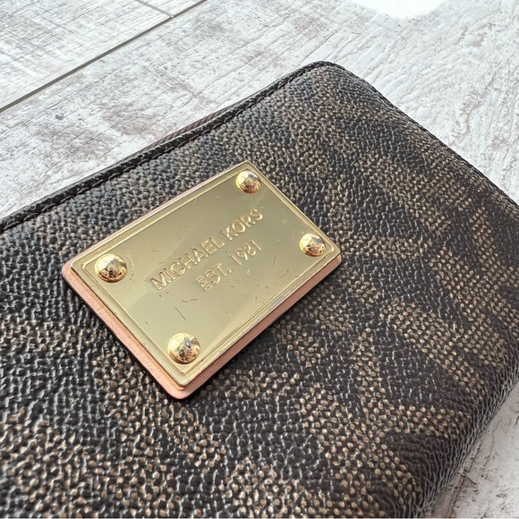 Michael Kors Black Wristlet Wallet - Picture 3 of 9